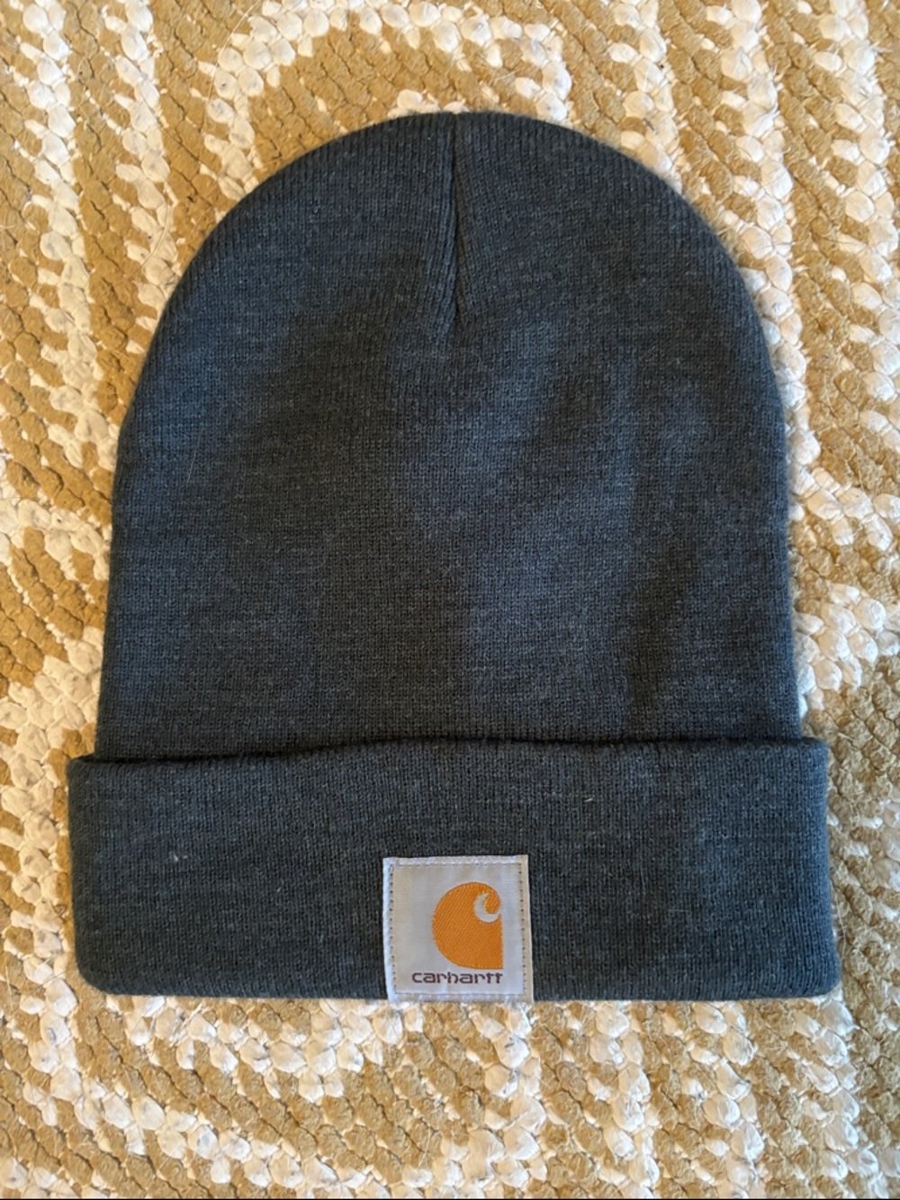 Street iron gray cuffed beanie